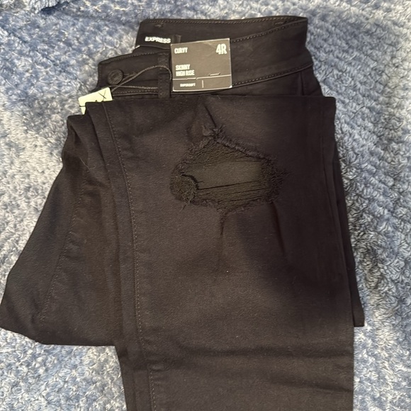 [Express] NWT High Waisted Curvy
Skinny Jeans - Picture 2 of 9